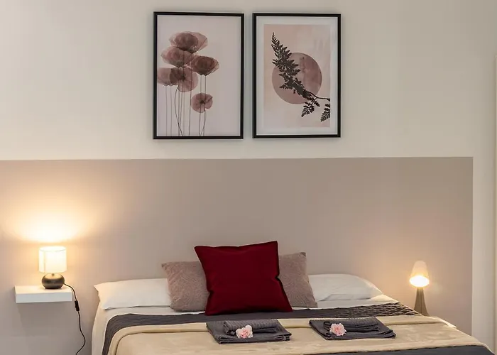 Hotel Bologna Bed Station